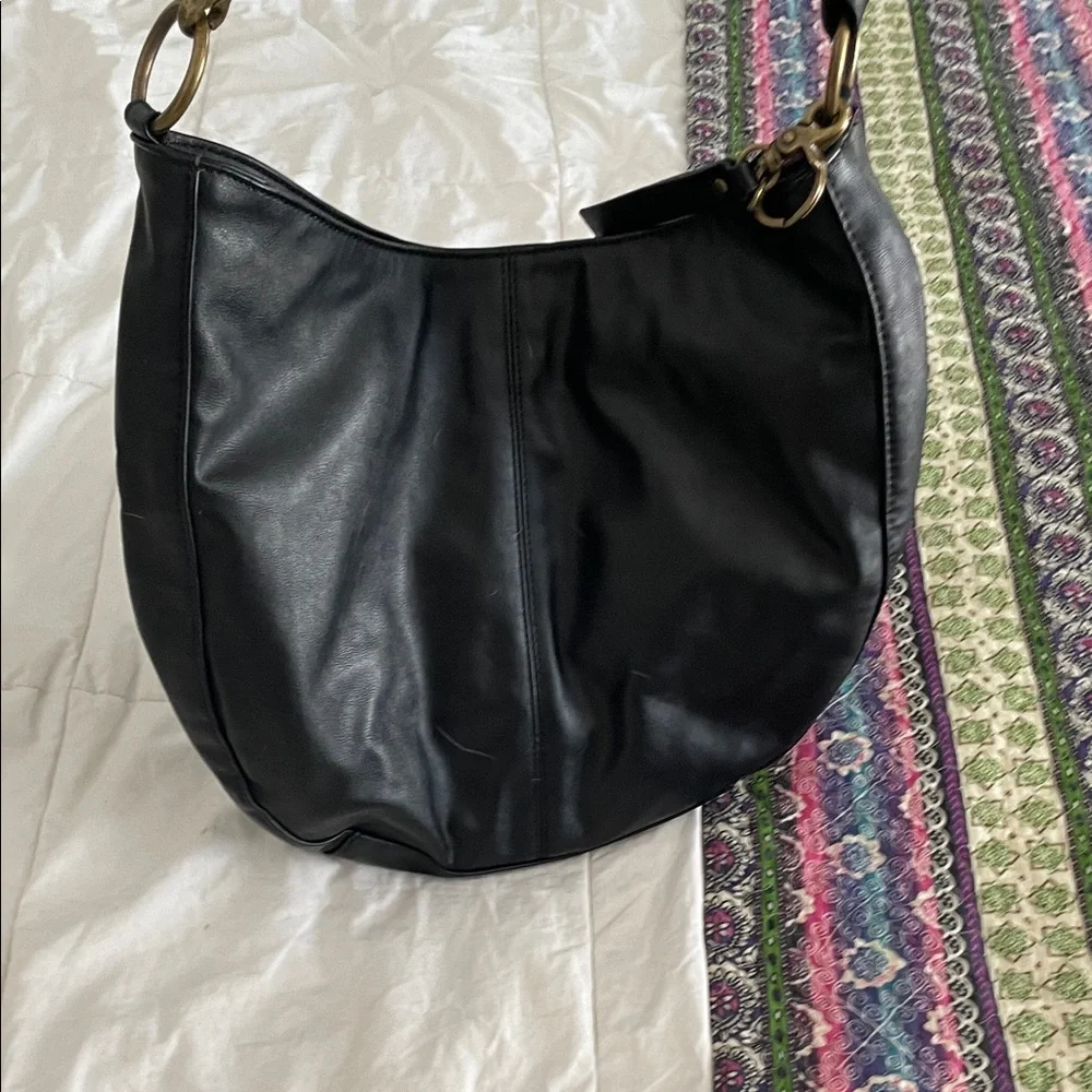 FRYE AND CO. Black Leather Hobo Bag with Front Pocket
